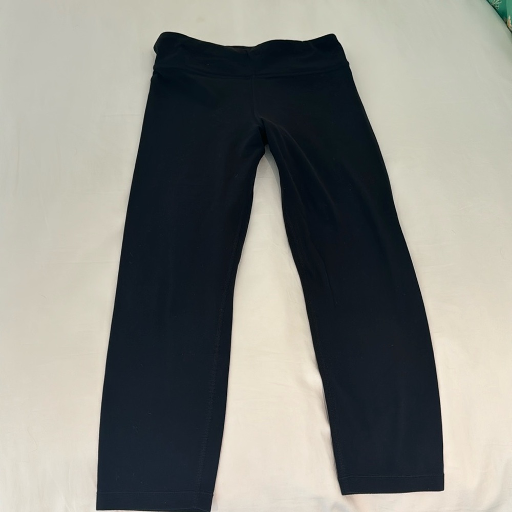 Athleta Girl high rise Chit Chat Capri Leggings